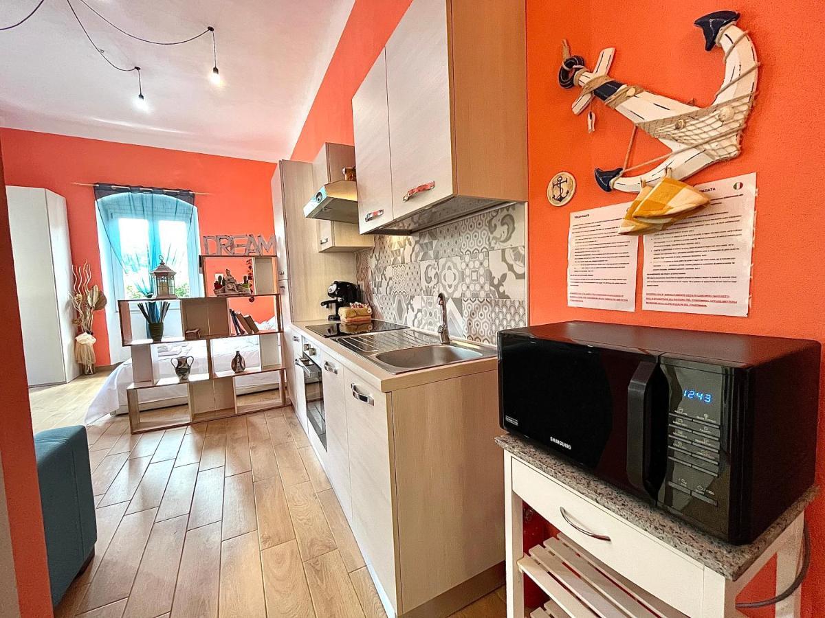 Ca Del Vins - Studio Flat In La Spezia Exterior photo